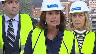 Botella visita las obras del Centro Deportivo Municipal de Vallehermoso