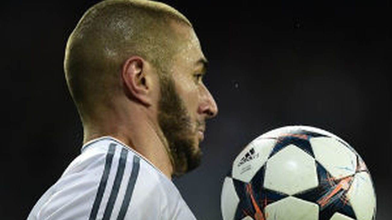 Benzema vuelve a meter miedo