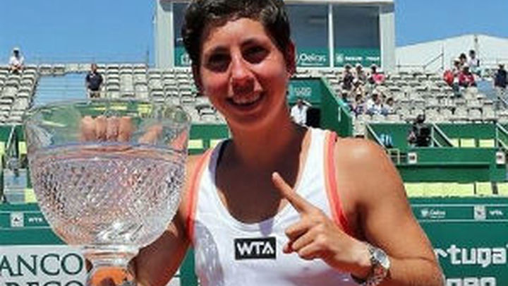 Carla Suárez gana a Kuznetsova en la final del Abierto de Portugal