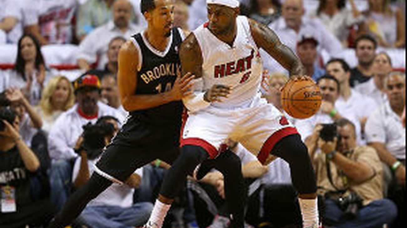 Playoffs NBA: Heat y Spurs arrollan a Nets y Portland