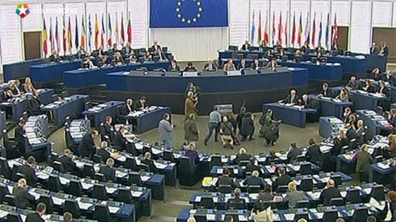 CIS: El PP ganaría las europeas con 20 ó 21 eurodiputados frente a 18 ó 19 de PSOE