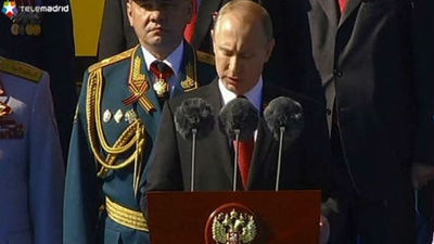 Putin llega a Crimea para festejar el Día de la Victoria, tras celebrarlo en Moscú