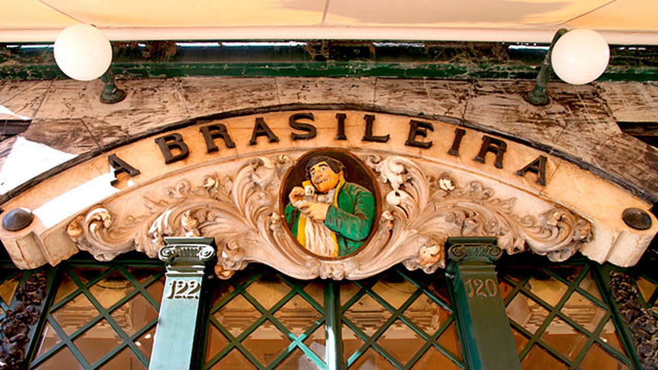 A Brasileira, uno de los cafés más emblemáticos de Lisboa