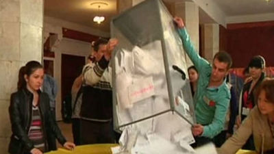 Donetsk  y  Lugansk declaran su independencia de Ucrania