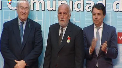 González apela al "esfuerzo sin condiciones" para hacer la Sanidad sostenible