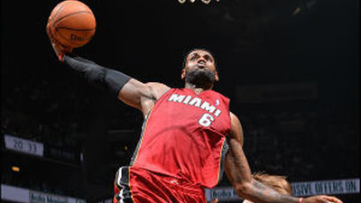 Playoffs NBA: Miami, intratable, y Portland evita la eliminación