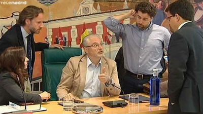 Rivas formaliza la renuncia de Masa y Fernández dirigirá por ahora el Ayuntamiento