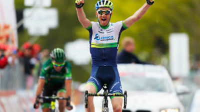 Giro: Weening se impone en una etapa aburrida