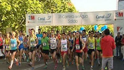Más de 4.300 corredores participan en la Carrera del Agua