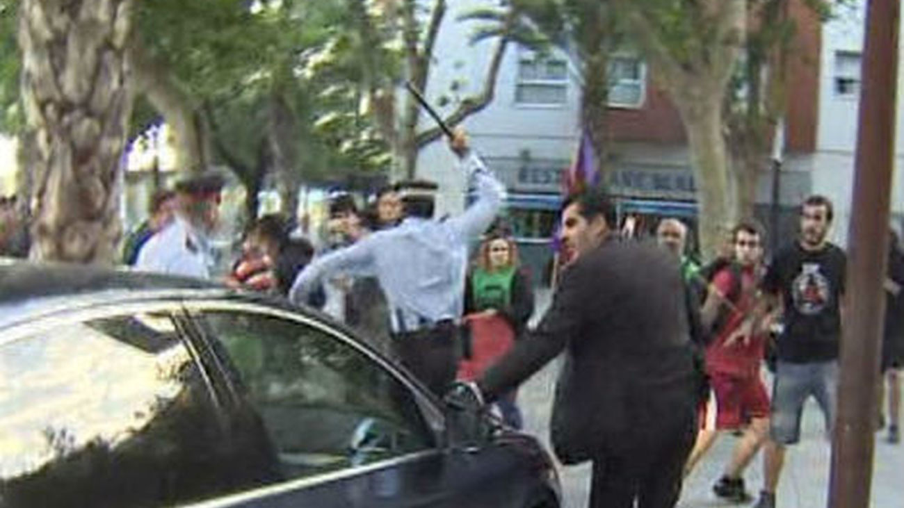 Ataque al coche de Camacho y Montoro