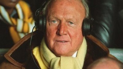 Aumentan pena de prisión a expresentador de BBC por agresión sexual a menor