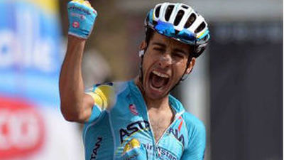 Aru vence en Montecampione y aprieta el Giro
