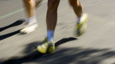 El Parque Juan Carlos I acoge este domingo la carrera popular 'Muévete por la Roja'