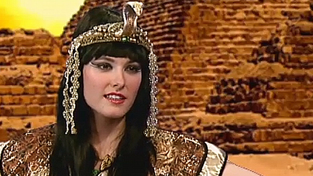 Risto Mejide invita a su Chester a una de las grandes mandatarias históricas: Cleopatra