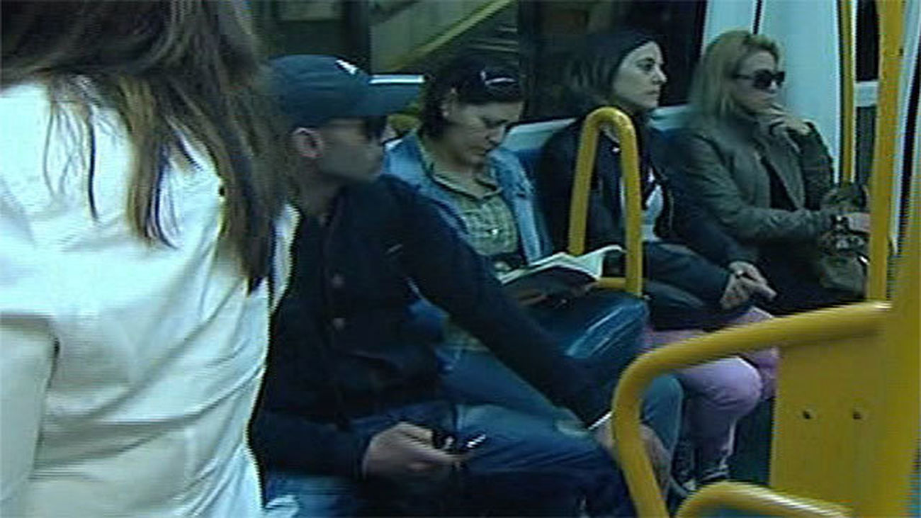 Los usuarios de la Línea 2 de Metro podrán descargarse  un libro gratuito al mes a partir de hoy