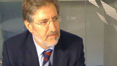 Pérez Tapias, de Izquierda Socialista, primer aspirante a suceder a Rubalcaba