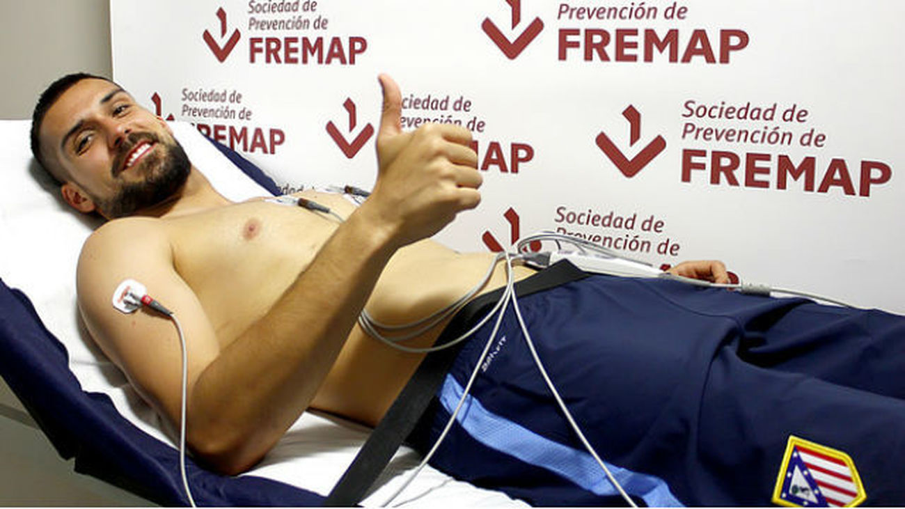 El Atlético hace oficial el fichaje del portero Moyá