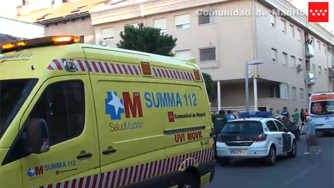 Hallan el cadáver de una mujer en el cuarto de limpieza de un bloque de Pinto