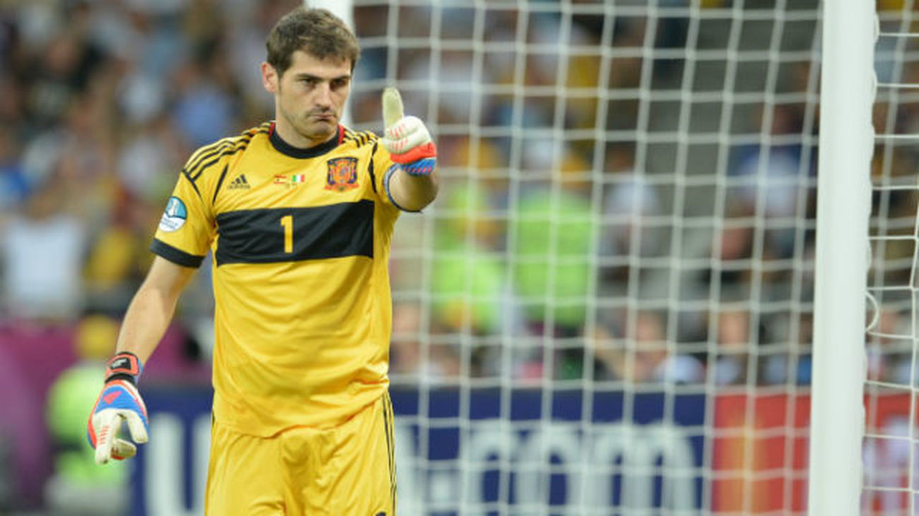 Iker Casillas, Selección Española