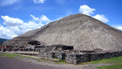 México prevé recibir un 8% más de turistas españoles en 2014