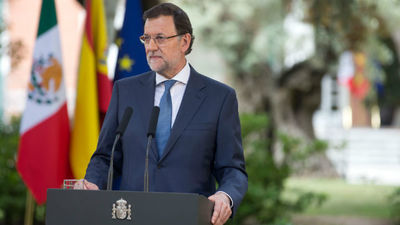 Rajoy recuerda que no se debate sobre monarquía o república