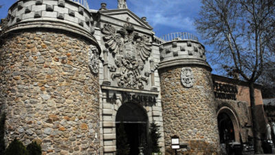 La Pesquera de la Casa de Campo invita a sus clientes a degustar espetos de sardinas