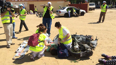 Simulacro de emergencias y Protección Civil por accidente multiple de tráfico