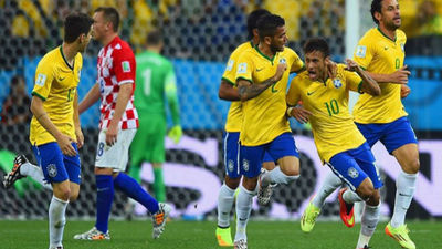 3-1. Neymar y el árbitro rescatan a Brasil ante Croacia