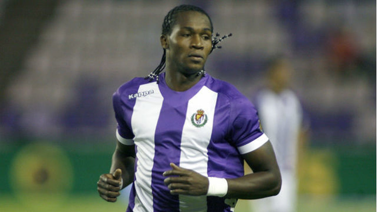 El Rayo ficha a Manucho