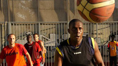 La quinta edición Lavapíes Streetball Champs se celebra este fin de semana