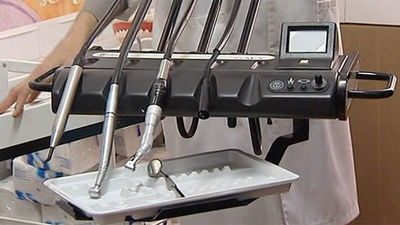 Consultas dentales 'low cost' para los vecinos de la Cañada Real