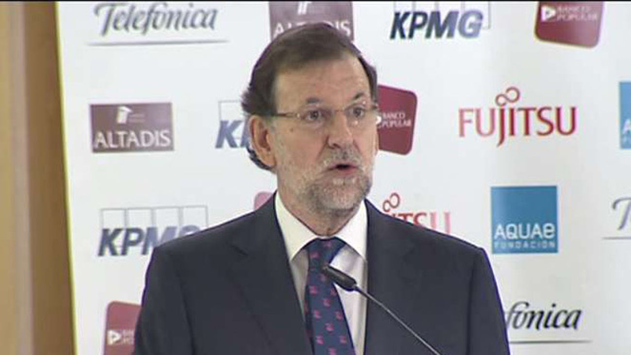 Rajoy ve la normalidad de la sucesión como prueba de solidez institucional