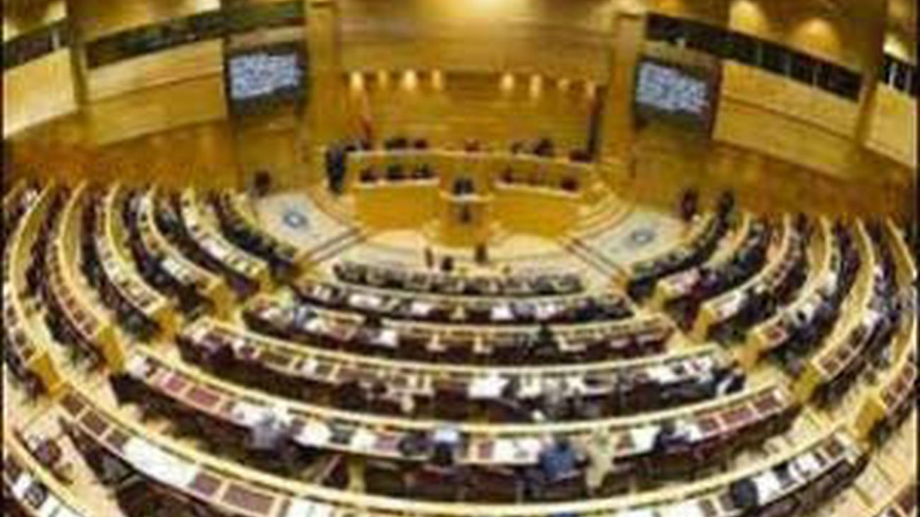 El Senado aprueba por amplísima mayoría la ley de abdicación