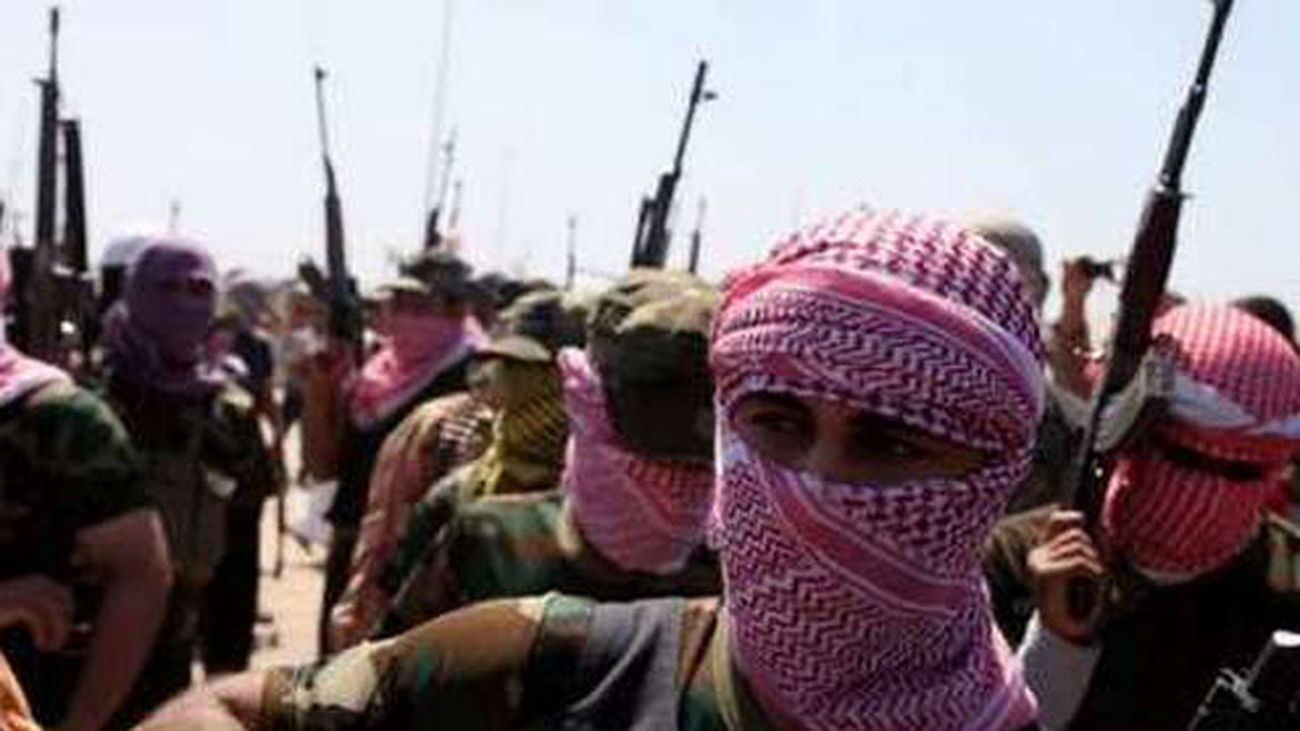 Los insurgentes atacan la principal refinería de Irak