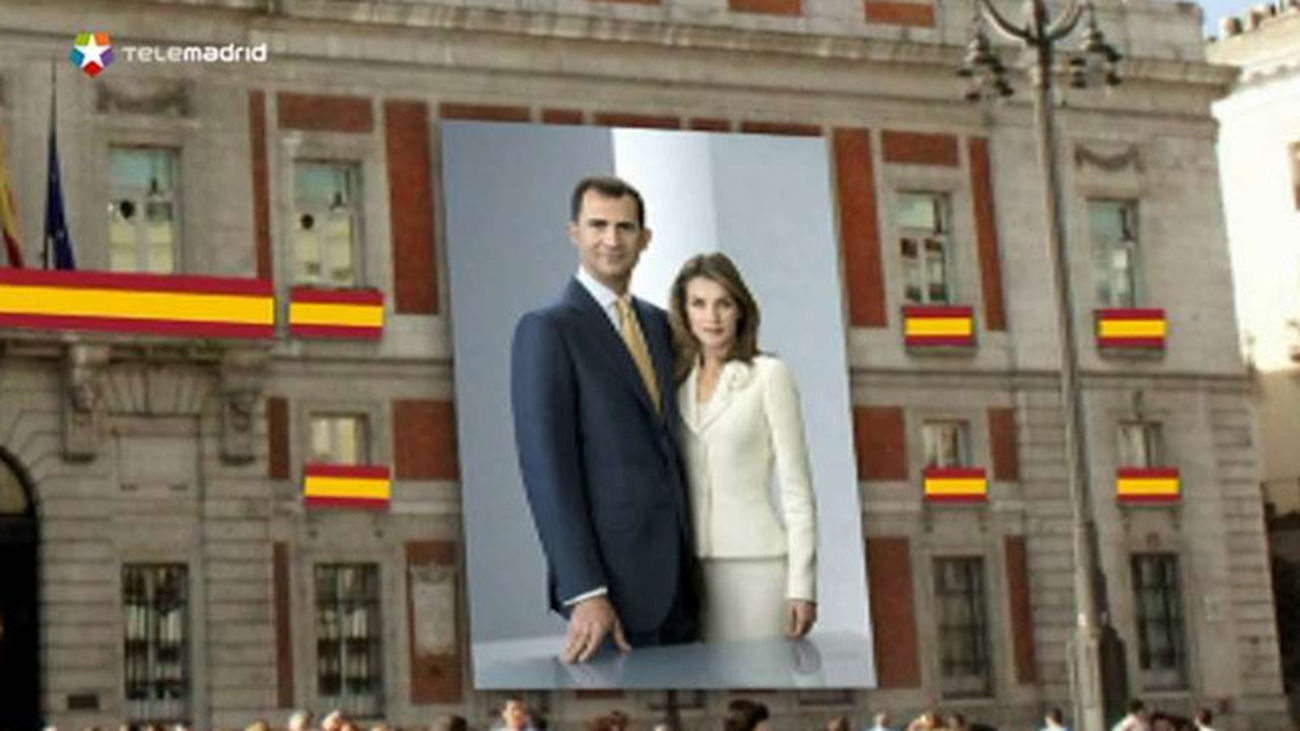 Banderas y flores engalanan el centro de Madrid ante la proclamación de Felipe VI