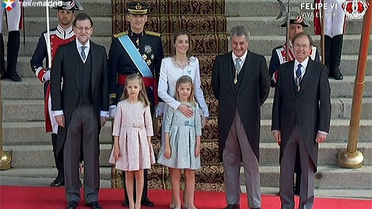 Los reyes con Rajoy, Posada y