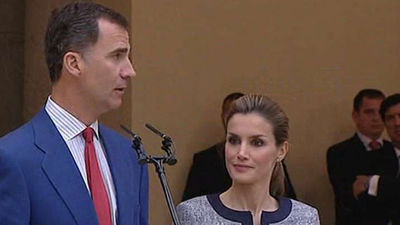 Felipe VI elogia a ONG solidarias como ejemplo para superar las dificultades