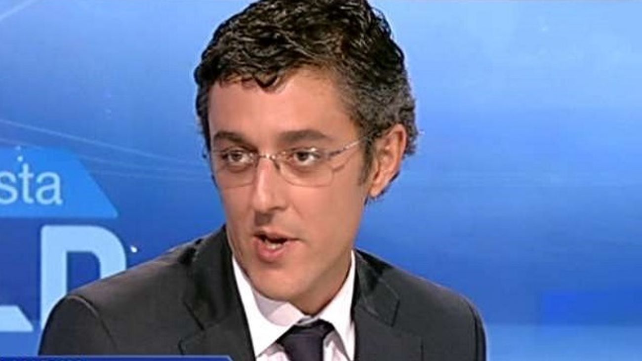 Madina: "Tenemos derecho a decidir todos una reforma constitucional de carácter federal"