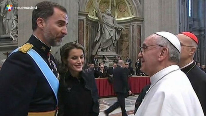 Los Reyes inauguran su agenda internacional con una visita al Vaticano