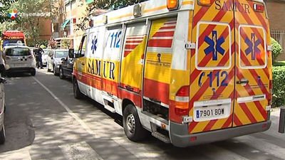 Un motorista resulta herido muy grave tras impactar en Orense con un coche