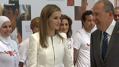 La Reina agradece a Cruz Roja Española sus 150 años de ayuda "a ciegas"