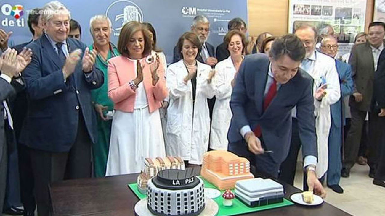 González y Botella celebran los 50 años de "éxito colectivo" de La Paz