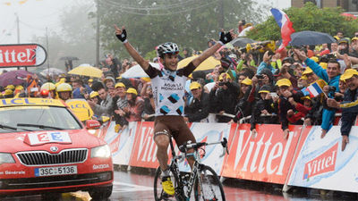 Tour: Contador ataca y mete miedo a Nibali