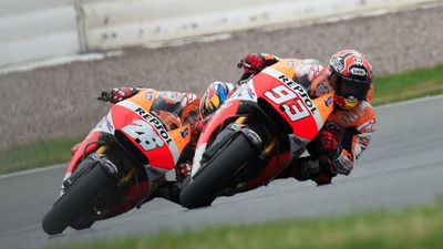 GP Holanda: Pedrosa y Márquez, al frente de los libres