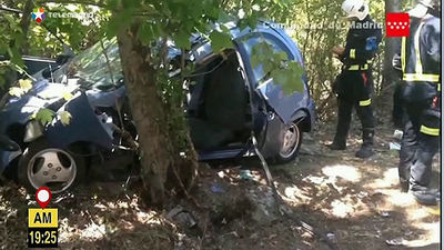 Torrelones: Una joven de 15 años herida grave al estrellarse con un árbol
