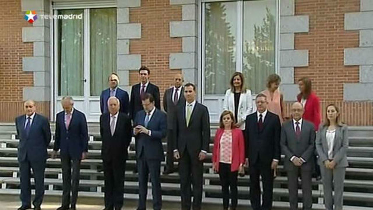 El Rey afirma ante al Gobierno que España es capaz de superar todos sus retos