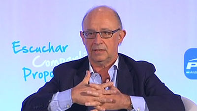 Montoro anuncia que los ayuntamientos podrán financiarse al mismo coste que el Tesoro