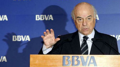 La Audiencia Nacional confirma el procesamiento del BBVA, su expresidente González y exdirectivos por los  encargos a Villarejo