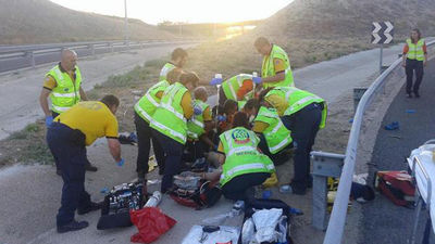 Dos jóvenes heridos graves en un choque frontal en la M-410, en Moraleja de Enmedio