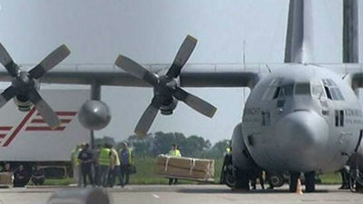 Salen de Járkov otros dos aviones con restos de 74 víctimas de avión malasio